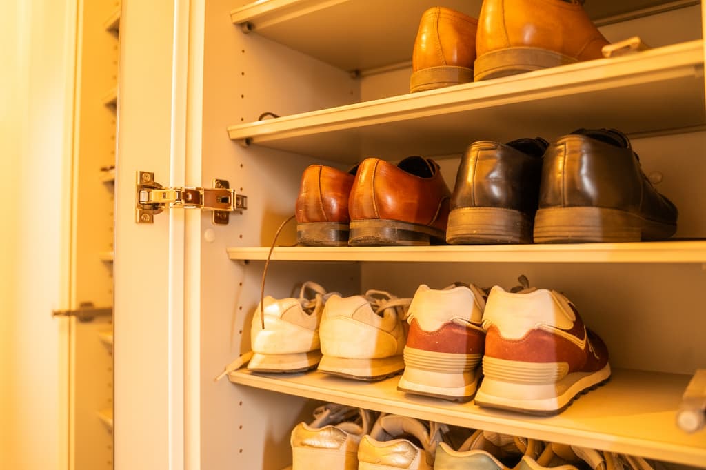 収納 シューズクローク